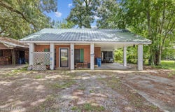 810 N Martin Luther King Jr. Drive, St. Martinville, LA 70582