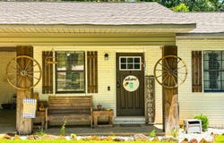 322 SW 8TH St, Fayette, AL 35555