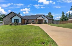 18329 Timber Oaks Drive, Lindale, TX 75771