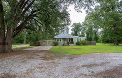 13172 Dee Gautreau Rd, Gonzales, LA 70737