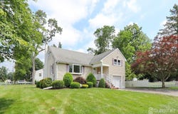1270 S 9th Street S, South Plainfield, NJ 07080