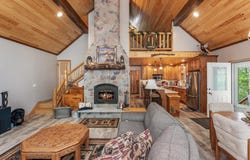 8041 RAINBOW RD, Lake Tomahawk, WI 54539