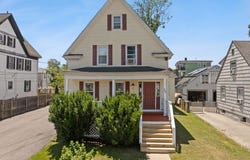 20 Park Rd, Brockton, MA 02301
