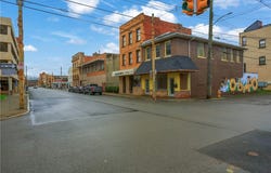 41 N Mercer St, New Castle, PA 16101