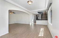 2914 Castle Heights Ave, Los Angeles, CA 90034