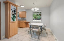 1304 SW 4th Avenue, Waverly, IA 50677