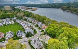69 Jasmine Circle, Milford, CT 06461