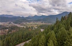 Sunny Valley Loop Road, Wolf Creek, OR 97497