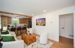 1048 Pinehurst Drive SE, Smyrna, GA 30080