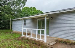 1388 Diamond RD, Waldron, AR 72958