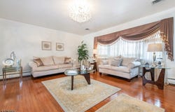 22 Mount Pleasant Ave, Woodland Park, NJ 07424-2836