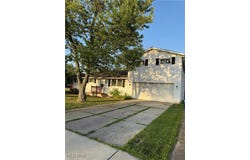 805 Roberts Street, Sheffield Lake, OH 44054