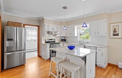 26 Pine Ave, Dracut, MA 01826