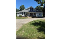 2581 Carpenter Road, Lapeer, MI 48446
