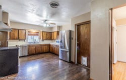 906 TOWNSEND Avenue, Aztec, NM 87410