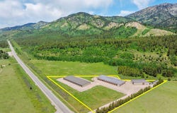 1300 US-26, Alpine, WY 83128