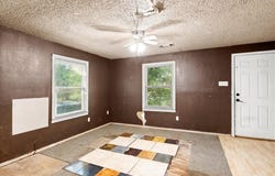 302 Suzanne Street, Palmer, TX 75152