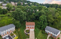 1105 Rial Dr, Bethel Park, PA 15102