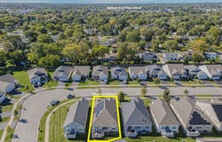 211 N Sunset Lane, Addison, IL 60101