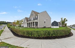 1233 INNOX Road, MECHANICSBURG, PA 17055