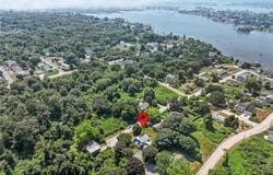 1 Irvings Path, Narragansett, RI 02882