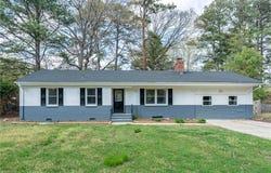 208 Old Drive, Chesapeake, VA 23322