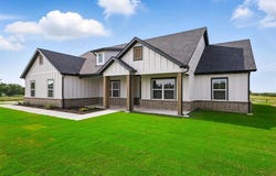169 Gilmore Court, Lipan, TX 76462