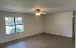 11 Laura Lane, Conway, AR 72034