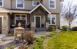 17202 E Morningside Ln, Greenacres, WA 99037
