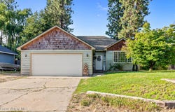 7283 W Crenshaw St, Rathdrum, ID 83858