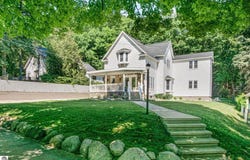 404 Michigan Avenue, Frankfort, MI 49635