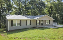 214 Cedar, Commerce, GA 30529