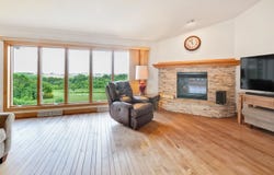 8900 Silver Spring Road, Gratiot, WI 53541