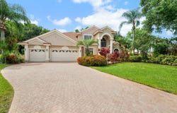 1412 SW Bent Pine Cove, Port Saint Lucie, FL 34986