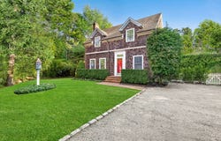 63 Whooping Hollow Road, East Hampton, NY 11937