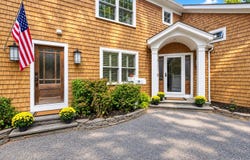 100 Edgewood Avenue, Smithtown, NY 11787