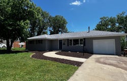 4914 N BEVALON Place, Peoria, IL 61614