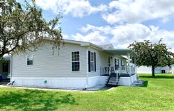 514 Welcome Way, Anderson, IN 46013