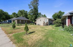 911 N Van Eps Ave, Sioux Falls, SD 57103