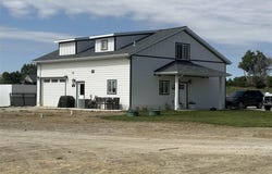 280 W Main St, Cowley, WY 82420