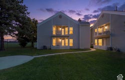 1444 W BEACON HILL Cir E, Taylorsville, UT 84123