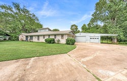 2826 Birchwood Lane, Commerce, TX 75428