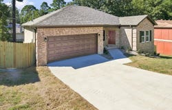 11 British Colonial .5 Drive, Little Rock, AR 72206