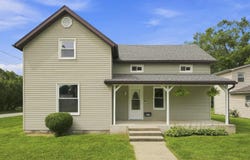 511 S Jackson Street, South Whitley, IN 46787-1403