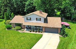 137 Emerson Circle, Cortland, OH 44410