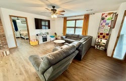 1308 HOLLYHOCK LANE, Bull Shoals, AR 72619