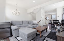 8333 SCOTLAND Loop, MANASSAS, VA 20109