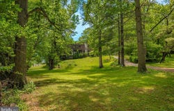 19611 LONGMEADOW RD, HAGERSTOWN, MD 21742