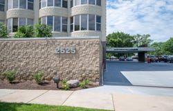 2525 S Shore Dr, Milwaukee, WI 53207