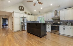 2136 Winthrop St, Dighton, MA 02764